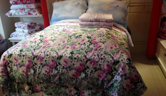 雅蓝鸟家纺加盟