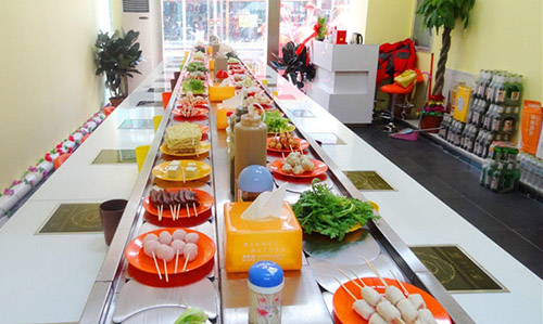 千串百味旋转小火锅加盟