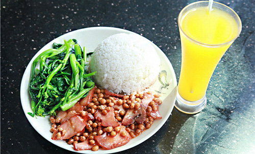 绿草堂中西餐厅加盟