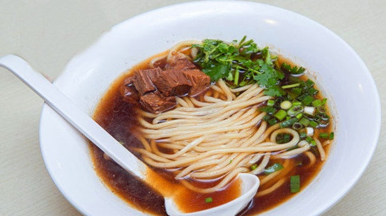 九味香酱面馆加盟