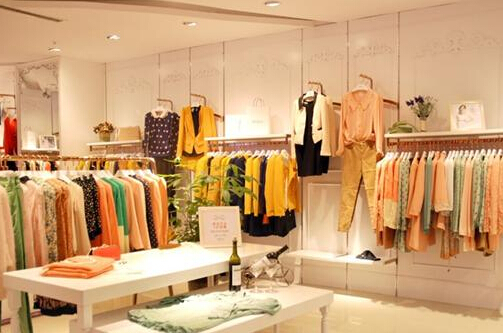 开丹菲诗女装加盟店