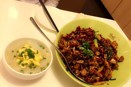 八里屯麻辣香锅加盟