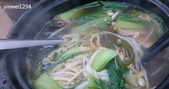 天瑞福云南过桥米线加盟店