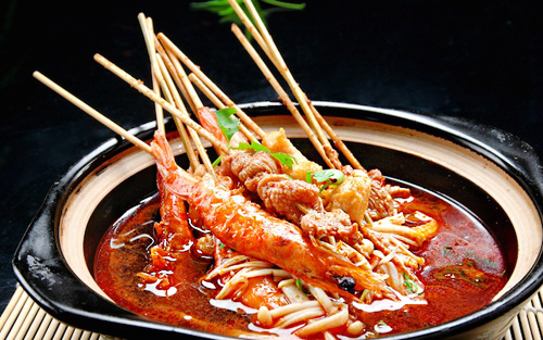 朱七七砂锅串串香加盟