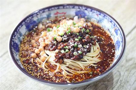 友汇聚重庆小面加盟