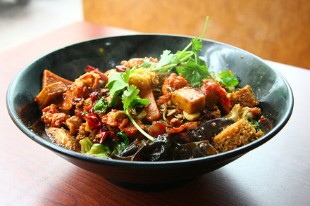 慕川麻辣香锅加盟