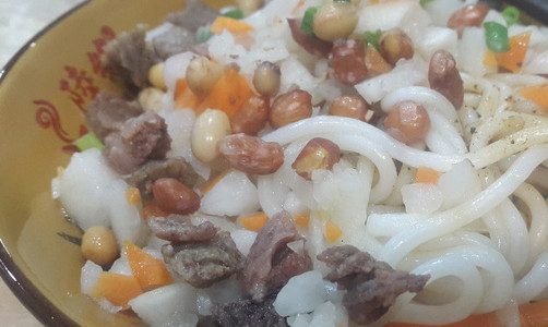 陆缘桂林米粉加盟