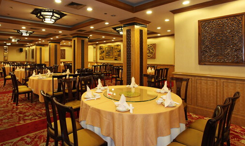 犁头翁餐厅加盟