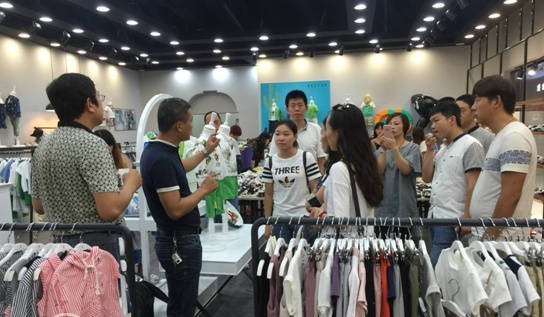 欧卡星童装加盟