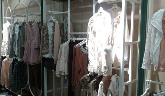 芭依璐女装加盟