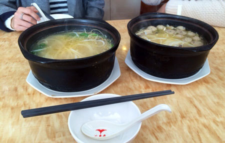 八角亭过桥米线加盟