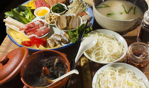 伍堡巧嫂米线加盟