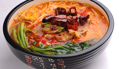 张彩会手擀麻辣面加盟