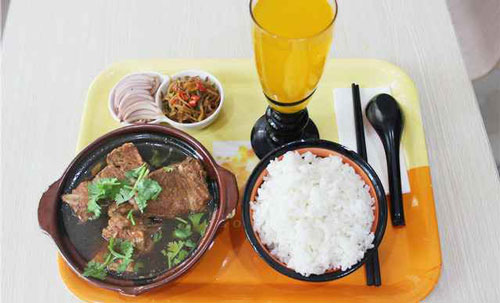 啃得旺排骨米饭加盟