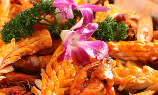 川悦香辣虾加盟