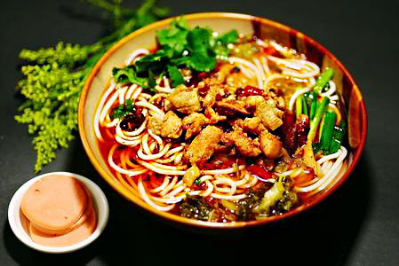 大嘴川味米线加盟