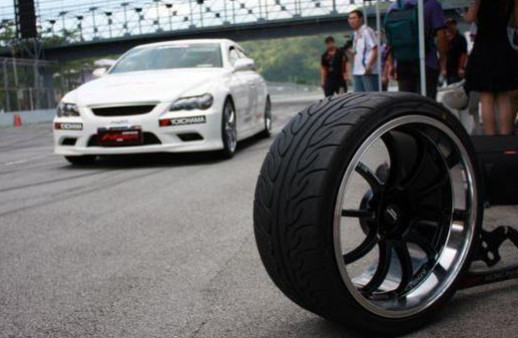 优科豪马轮胎加盟店