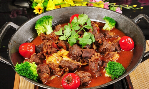 独道牛板筋火锅加盟