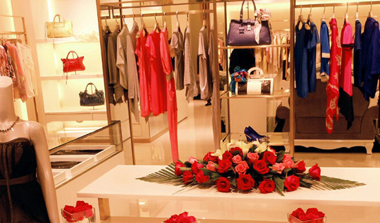 伊莎贝尔·阿珈尼加盟