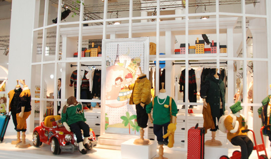 小太平鸟童装加盟