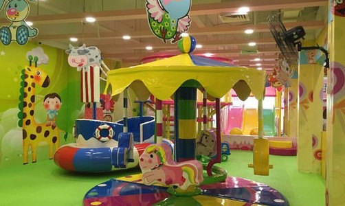好奇岛儿童乐园加盟