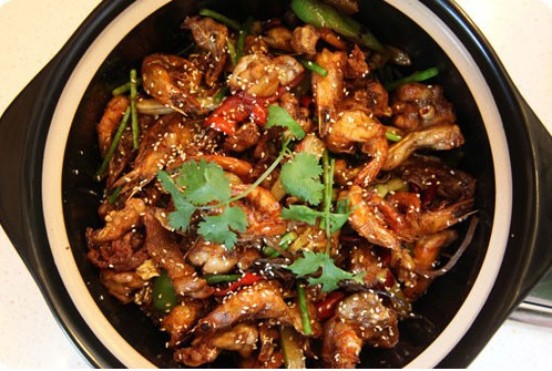 顶呱呱牛蛙煲加盟