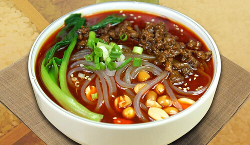 牛立方酸辣粉加盟