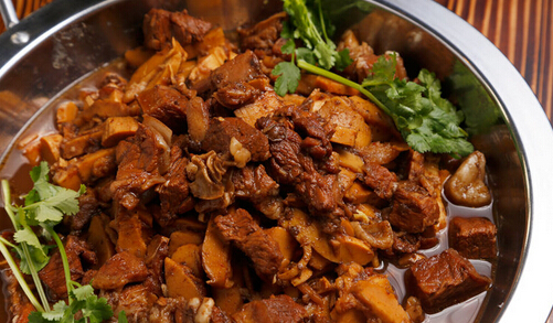 独道牛板筋火锅加盟