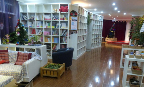 童立方亲子绘本馆加盟店