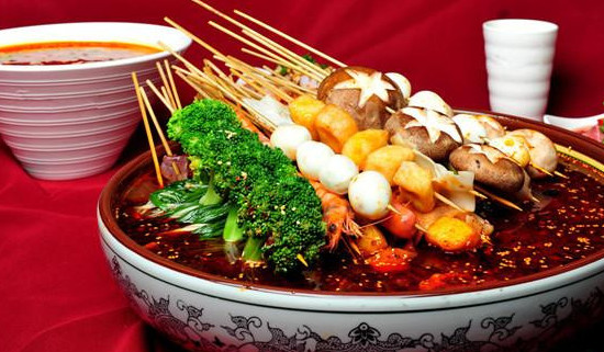 阿吉婆麻辣烫加盟