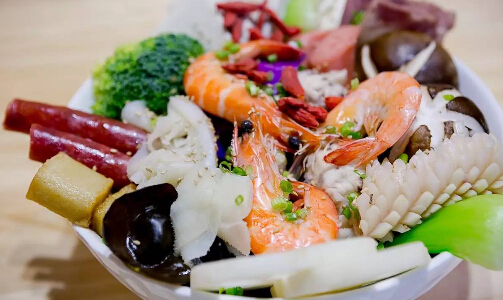 红火火麻辣烫加盟