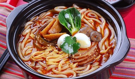 一锅香土豆粉加盟店