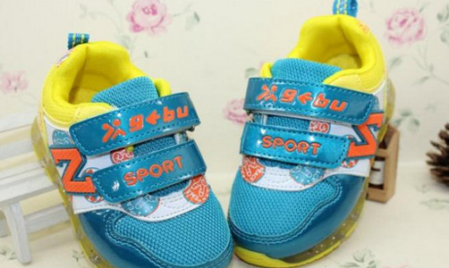 雅各布童鞋加盟