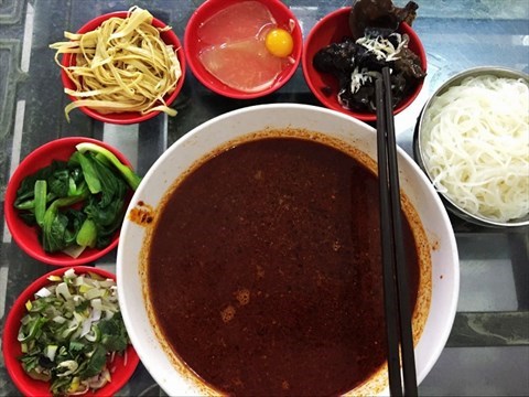 巧嫂过桥米线加盟