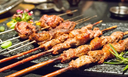 薛蟠烤串加盟店