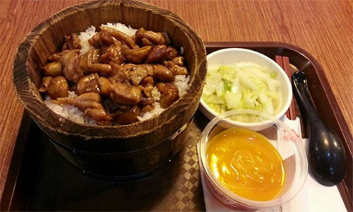 阿桶木木桶饭加盟