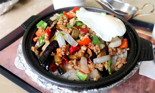 阿昌佳人煲仔饭加盟