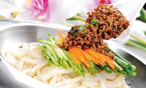 故乡手擀面加盟