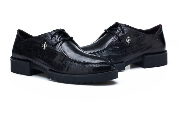 飞鸵皮鞋加盟店