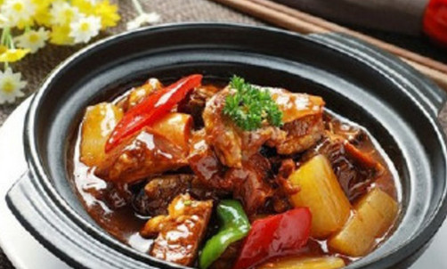 蒸佰惠黄焖鸡米饭加盟