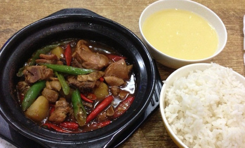 洪记黄焖鸡米饭加盟