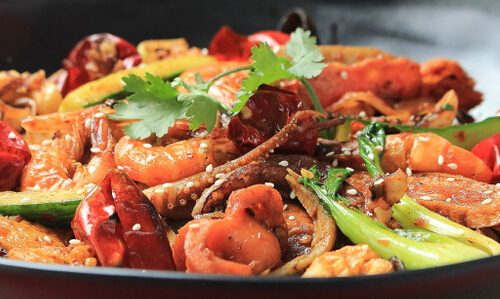 川山城麻辣香锅加盟