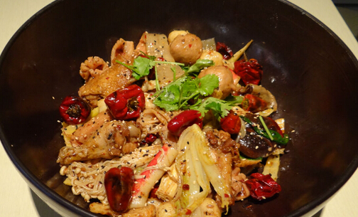 川江秀麻辣香锅加盟