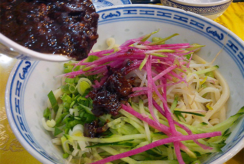 一碗居老北京炸酱面加盟