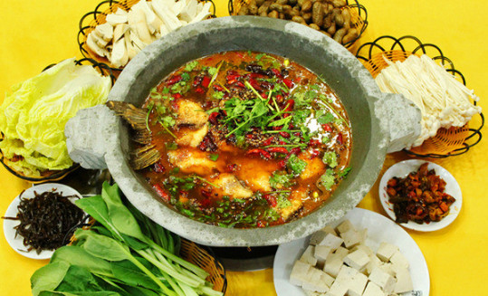 飘香石锅鱼加盟