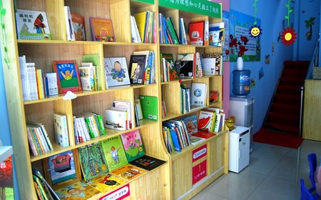 神奇世界绘本馆加盟