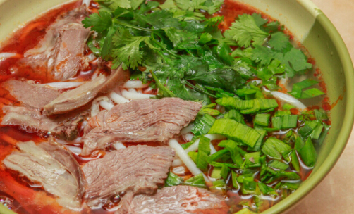 何家鲜羊肉粉加盟