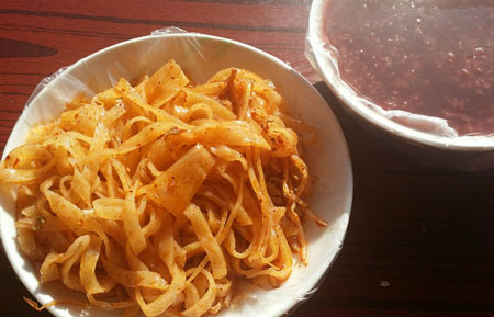 八亩沟擀面皮加盟