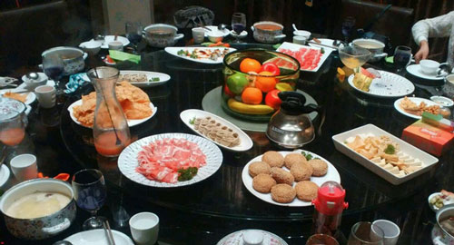 鼎库时尚火锅加盟