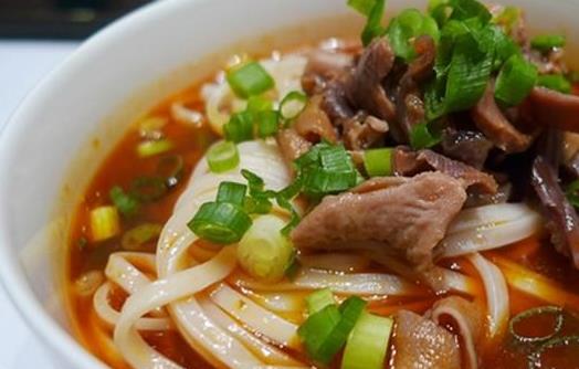 小融炸酱面加盟费是多少？19.11万元开店财源滚滚来！